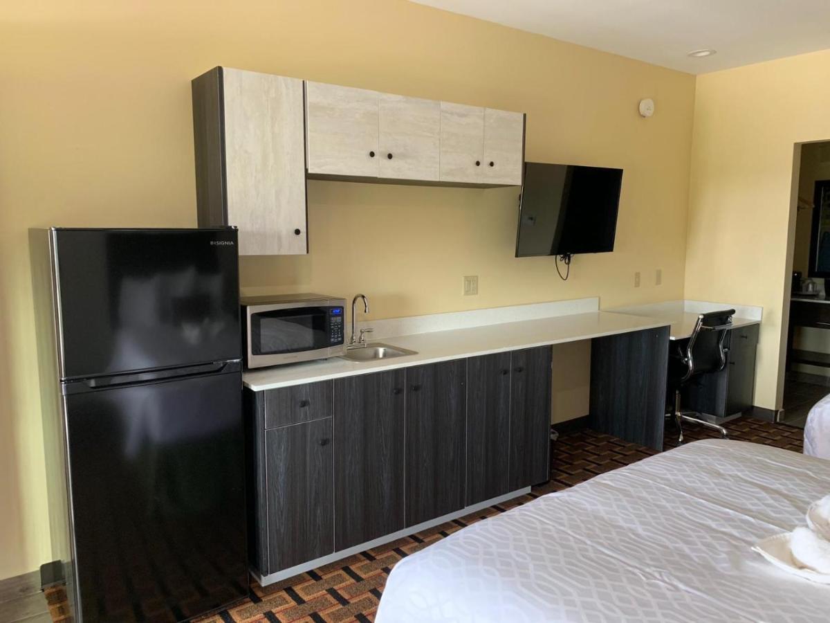 Homestay Inn & Suites Edinburg Ngoại thất bức ảnh