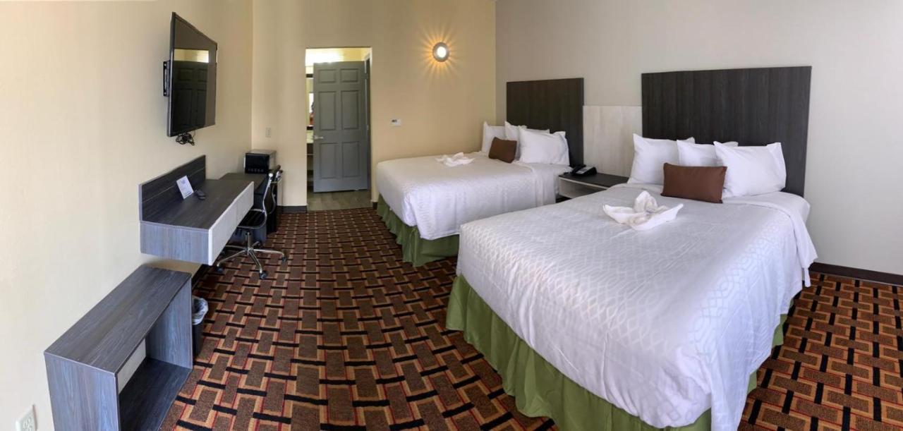Homestay Inn & Suites Edinburg Ngoại thất bức ảnh